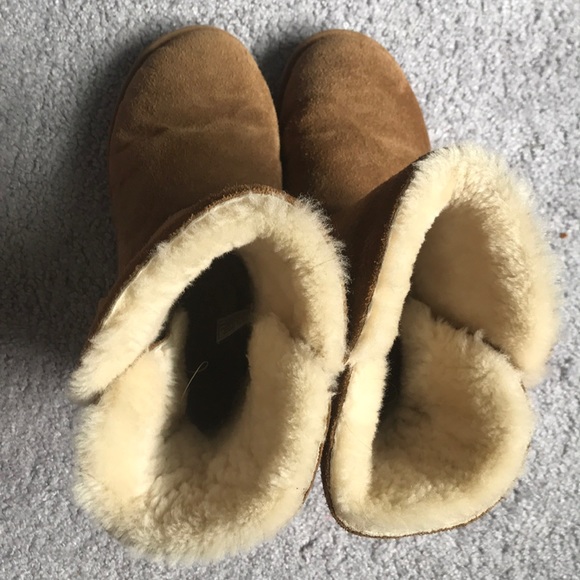 bearpaw boots - Picture 3 of 3